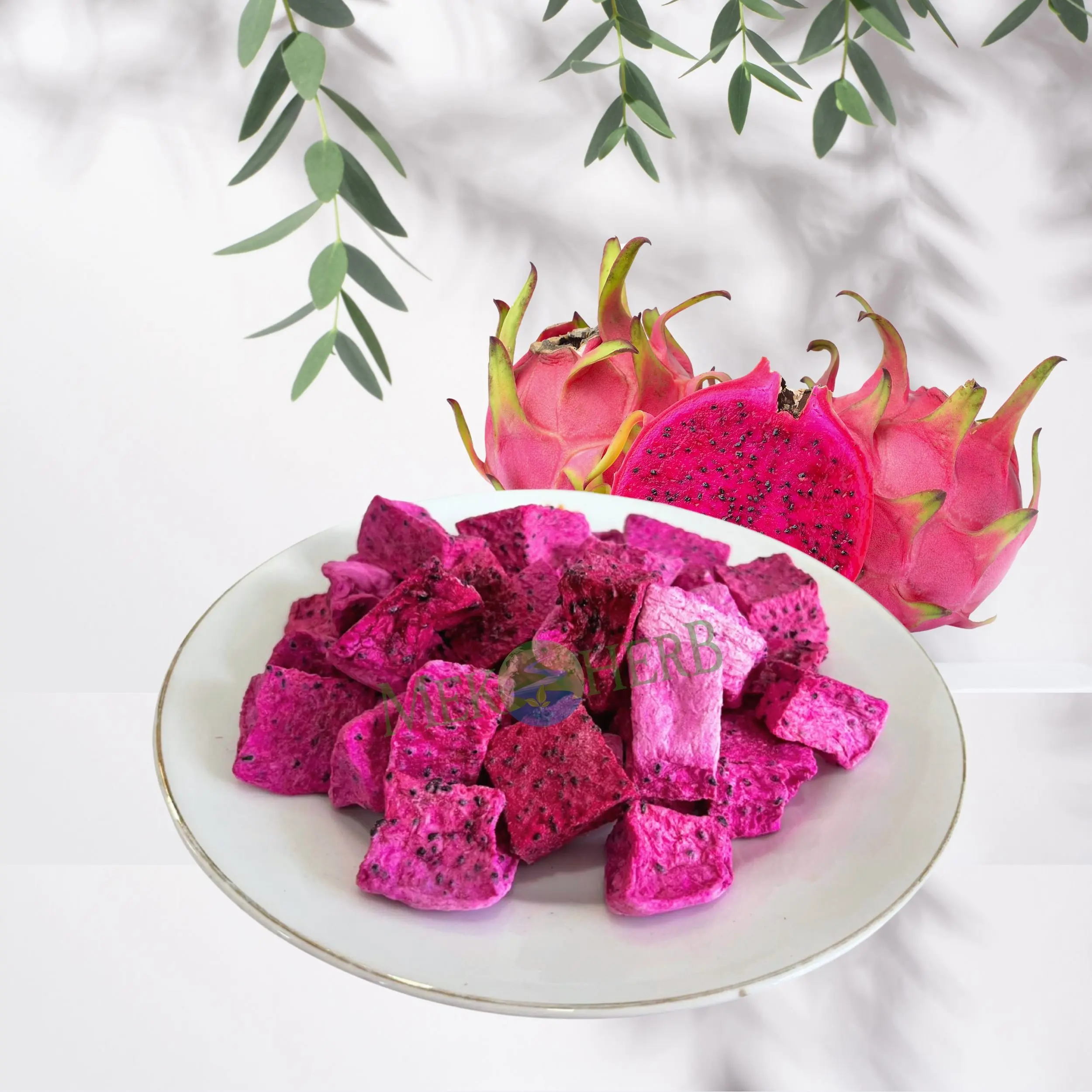 Freeze Dried Red Dragon Fruit / Pitaya Fd / Freeze Dried Red Dragon Fruit From Mekong Herbals In