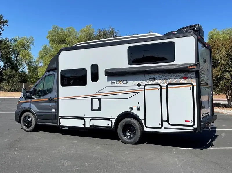 2023 Winnebago Rv Camper Buy Rvs & Campers Rv Camper Motorhome Roof