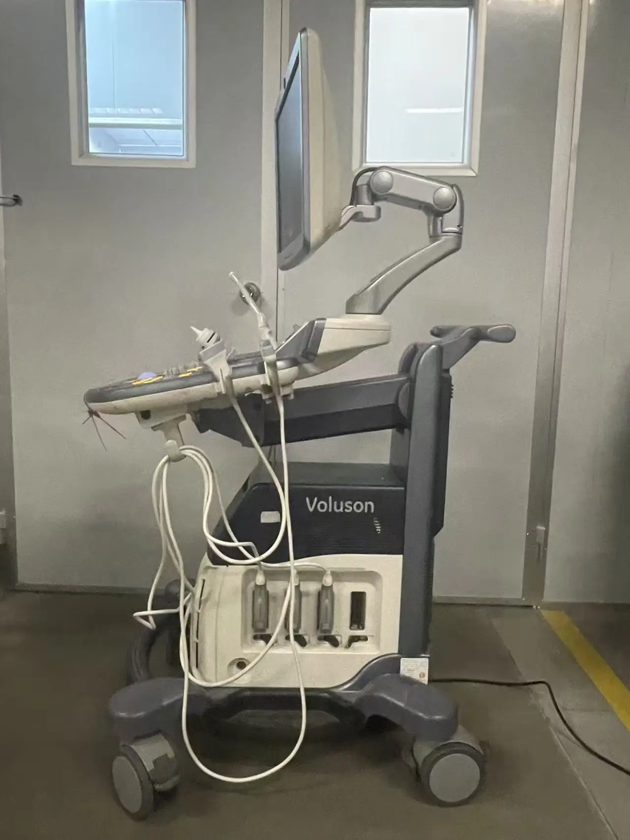 GE Voluson S8 Keyboard