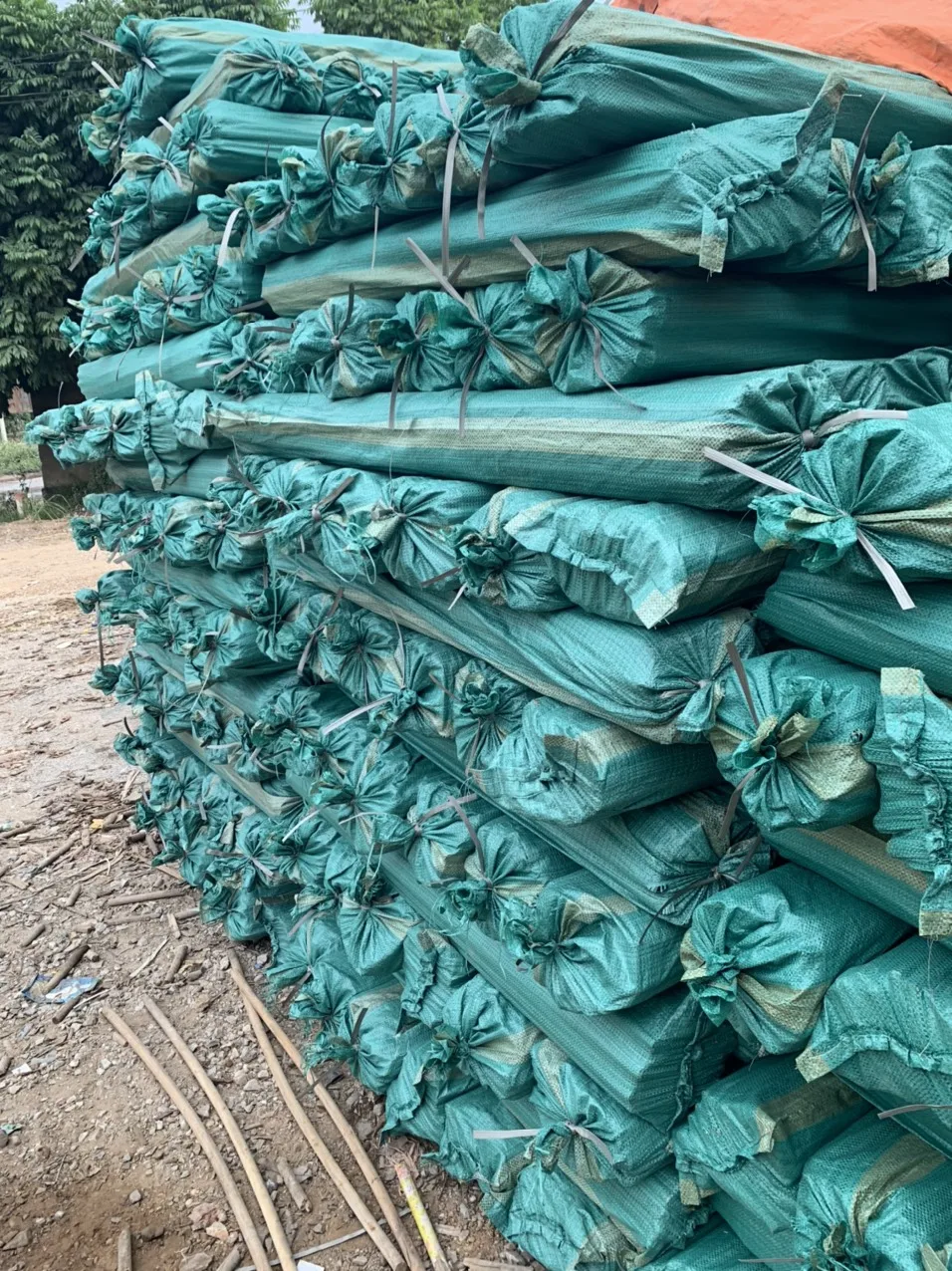 Wooden Grain Broom Handle Sticks Raw And Pvc Coated 100 Eucalyptus