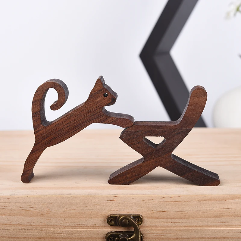 Luxury Homeware Wooden Miniature Cat And Human Bond Statue Wooden Decor 