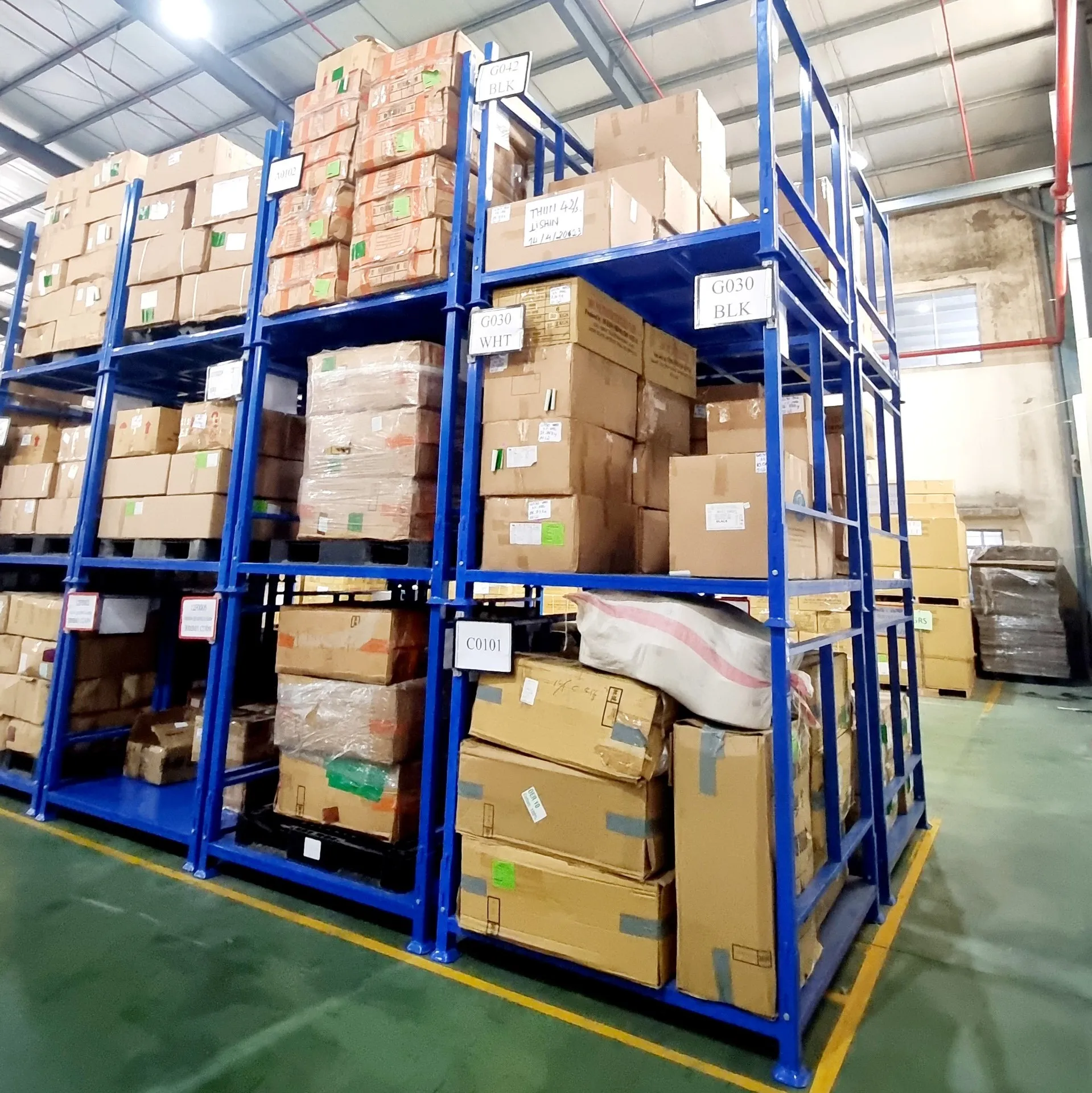 Vietnam System Warehouse Shelving Storage Equipment Racking Warehouse