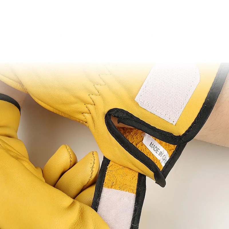 Welding Safety Gloves Customized Logo Heat Insulating Wear Resistance