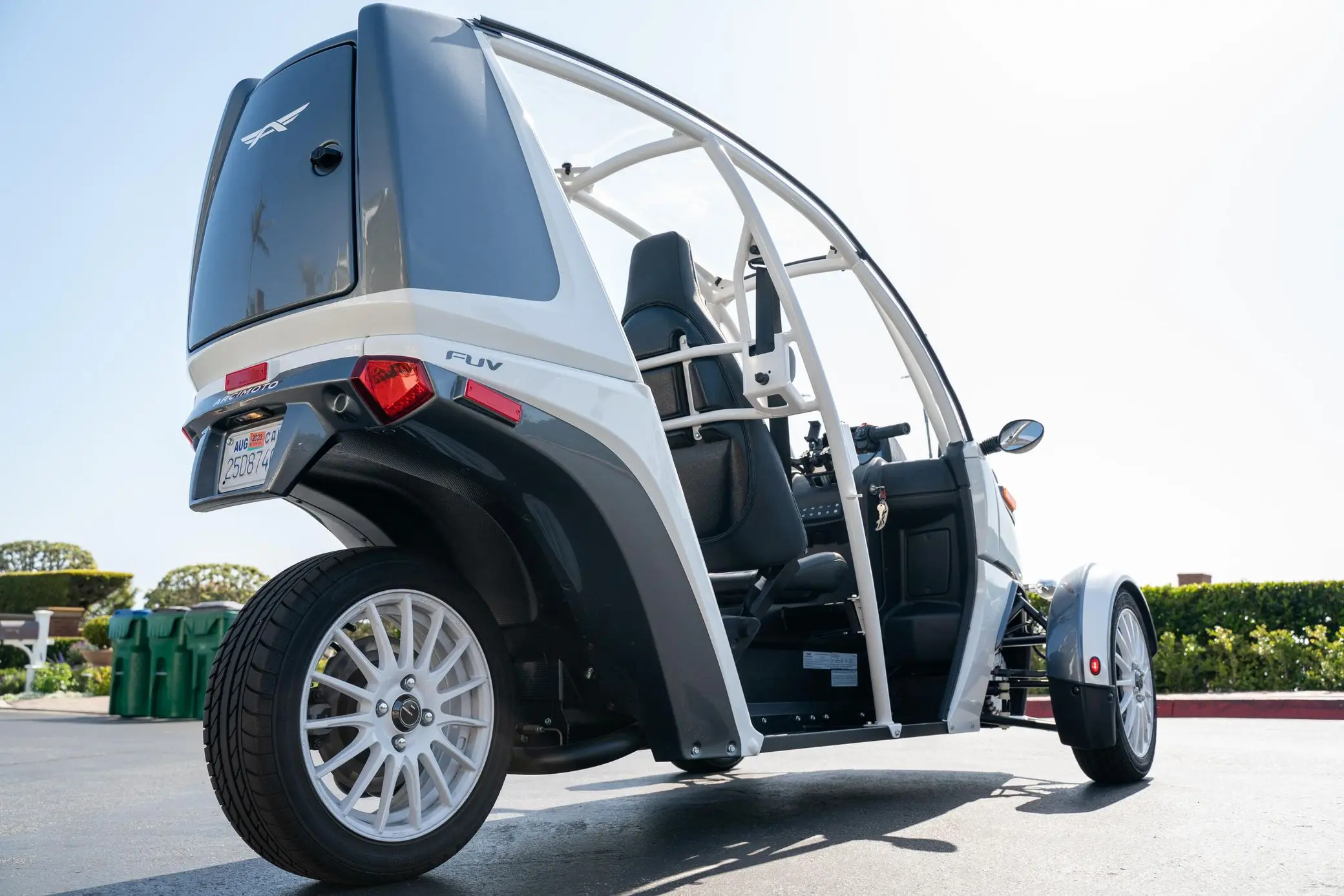 2021 Arcimoto Fuv 300 Miles 3-wheeled Electric Vehicle 100-mile Range ...