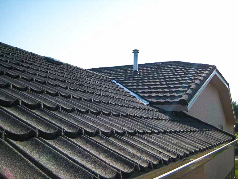 Stone Coated Metal Roof Tiles Ecofriendly Natural Construction Roofing