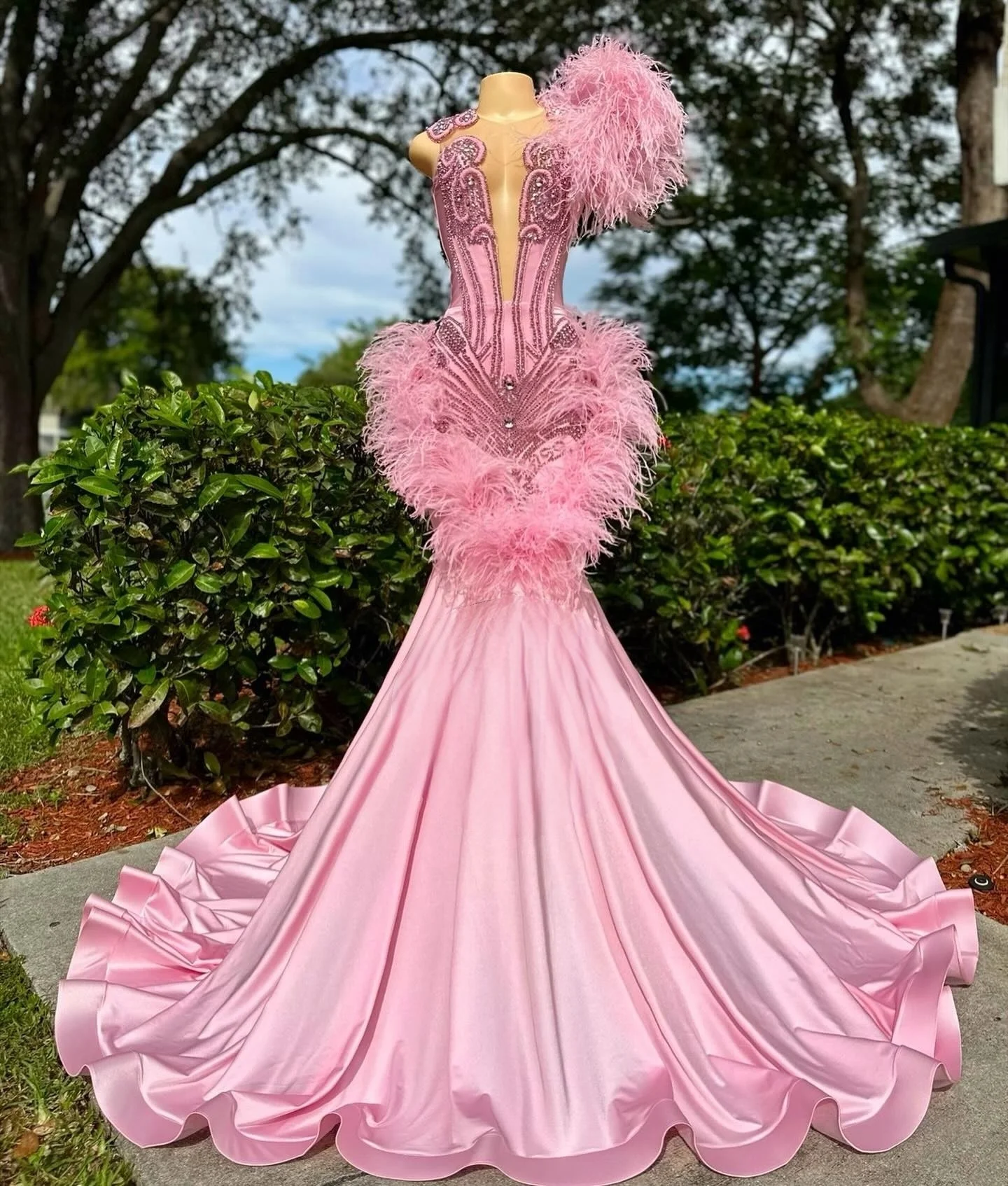 Elegant Pink Satin Mermaid Wedding Dress For Plus Size - Custom Oem