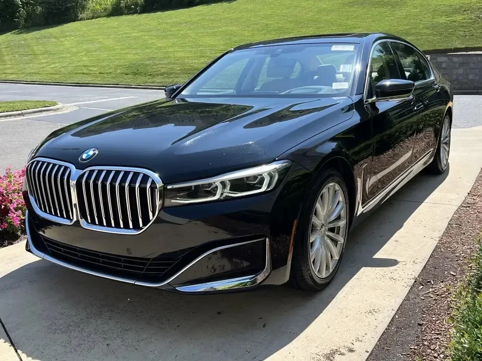 Perfectly Used 2022 Bmw 7 Series 740i Rwd 8-speed Automatic Sedan - Buy ...