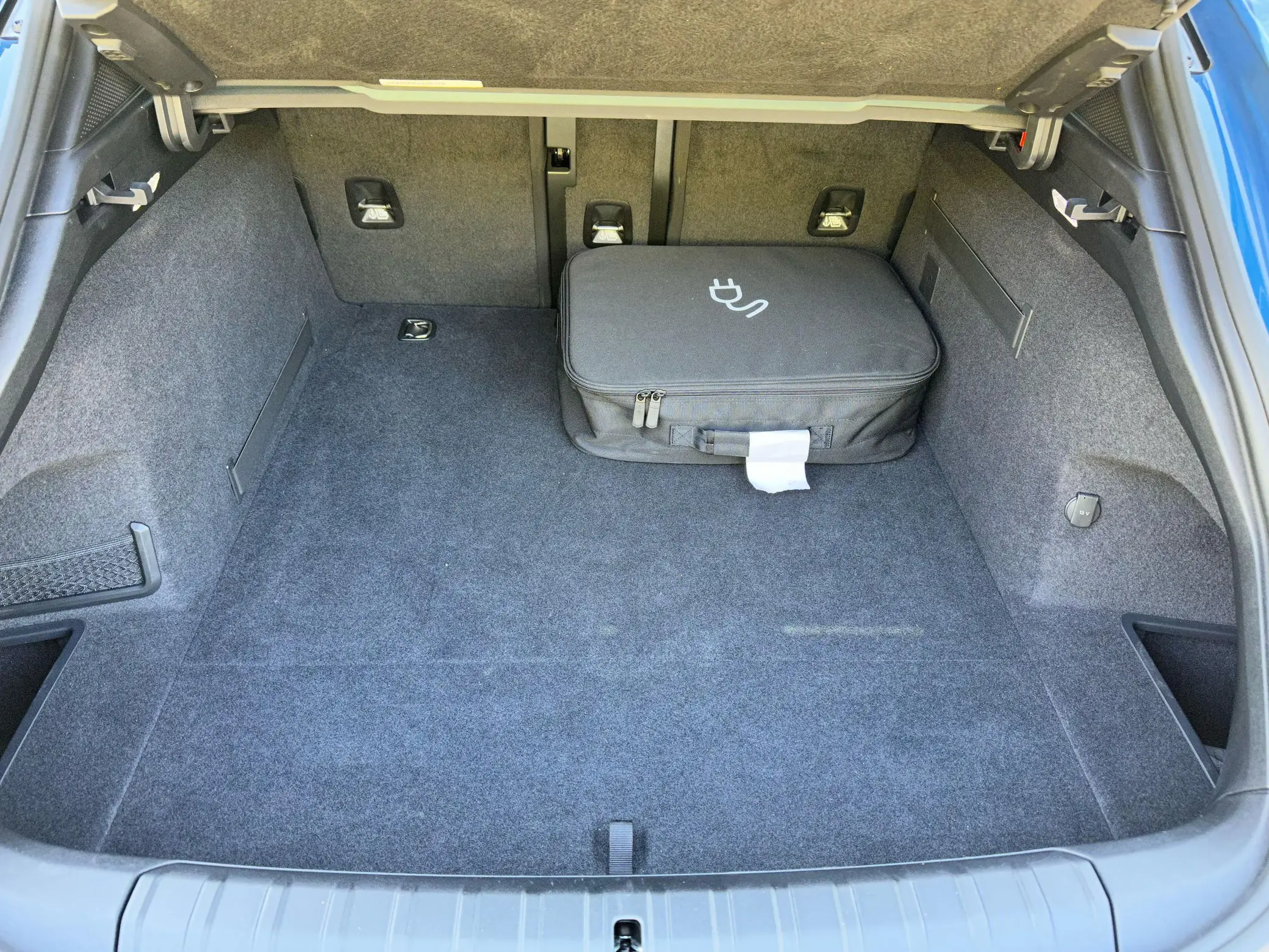 Fairly Used Ev Left Hand Wheel Drive Second Hand Electric Car For Sale