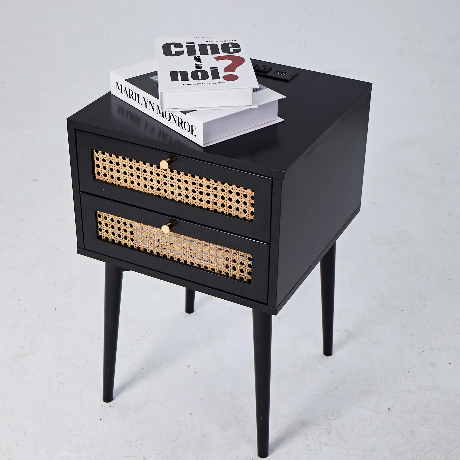 Modern Luxury Minimalist Pedestals Bedroom Night Table Stand Rattan