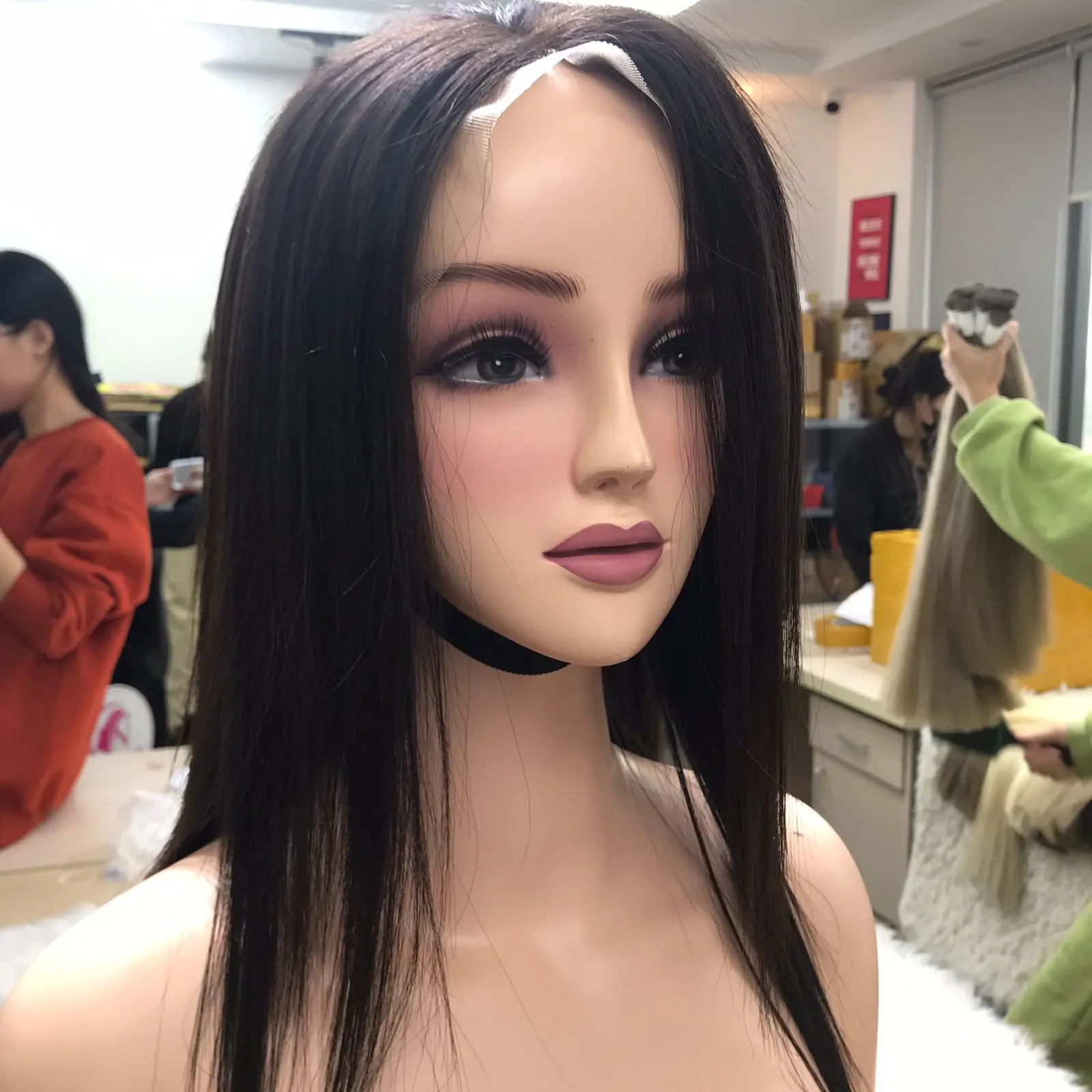 Wholesale Short Straight Human Hair Wig For Women Natural Color