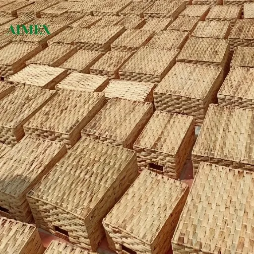 Hot Sales Small Water Hyacinth Rectangle Bin With Hinged Lid Solution For Home And Office