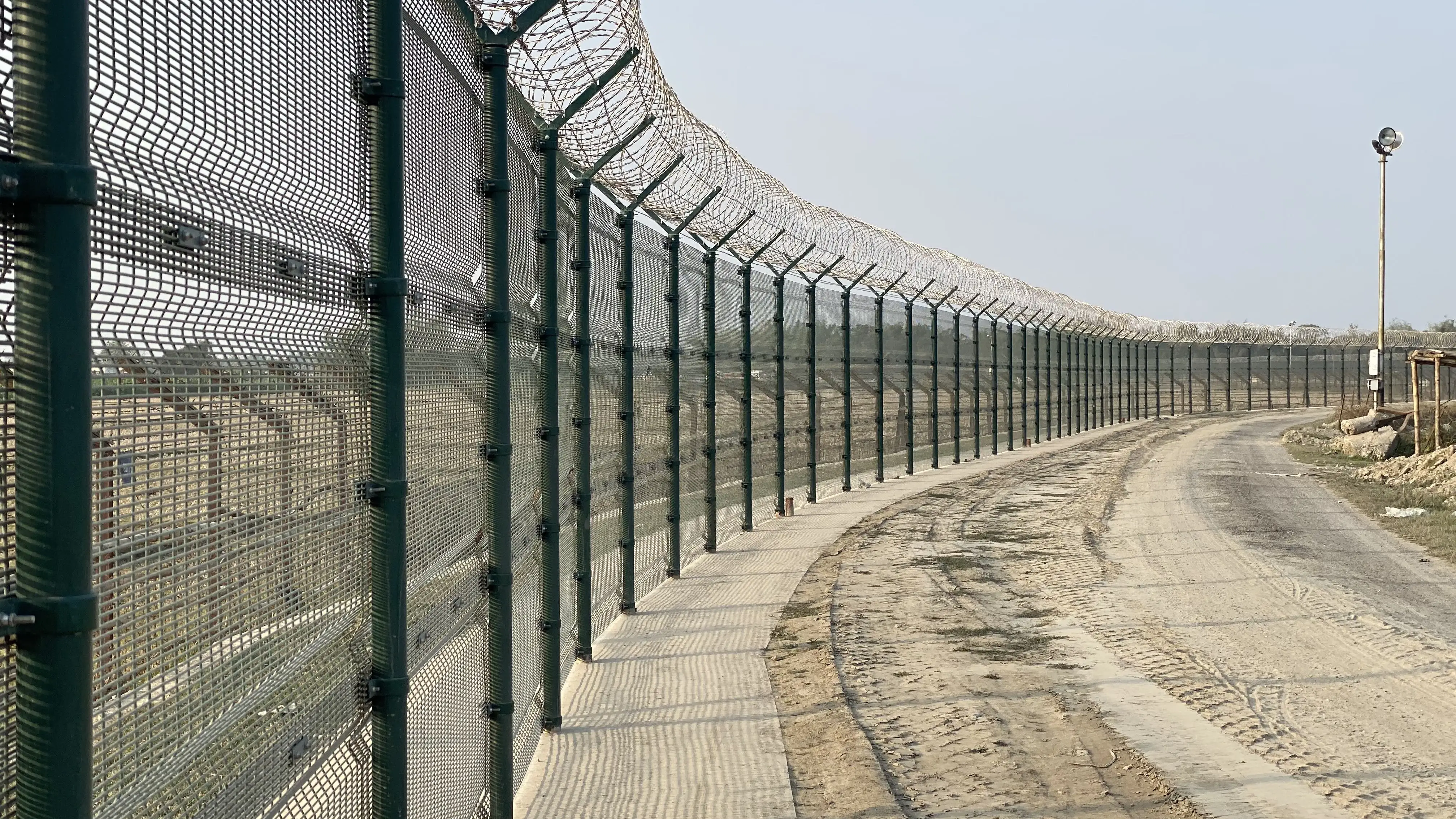 Top Grade Material Modular Fence Post For Multi Type Uses Fence Post By