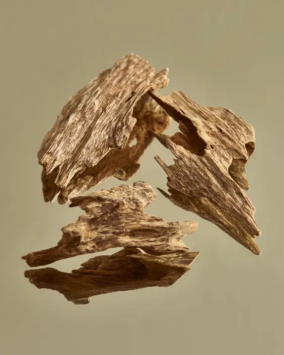 1 Kg Natural Cambodian Oud (oud) Essential Oils Producer Bulk Highly