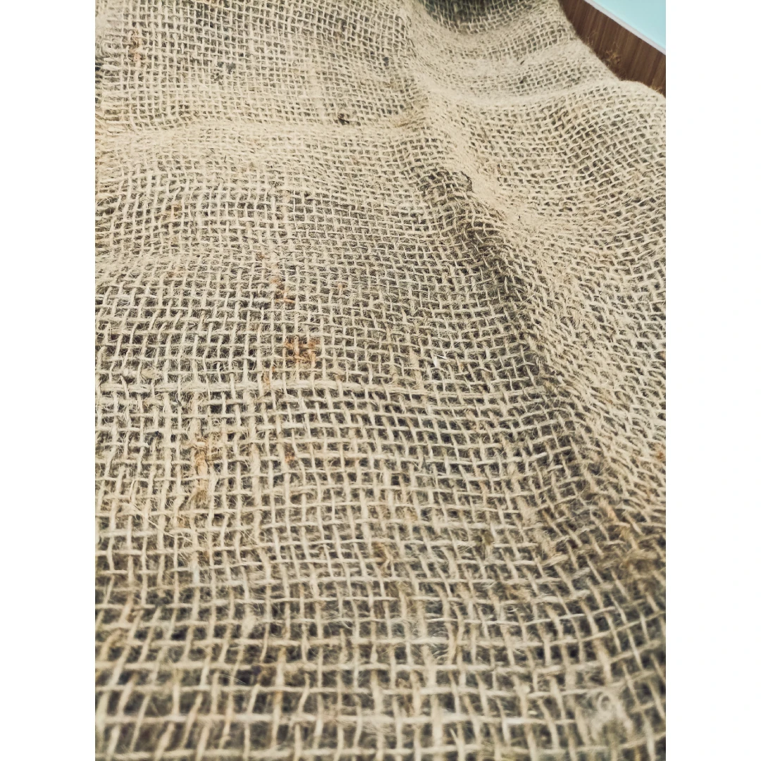 Jute Mesh Netting With Top Grade Jute Made For Stopping Sol Erosion And
