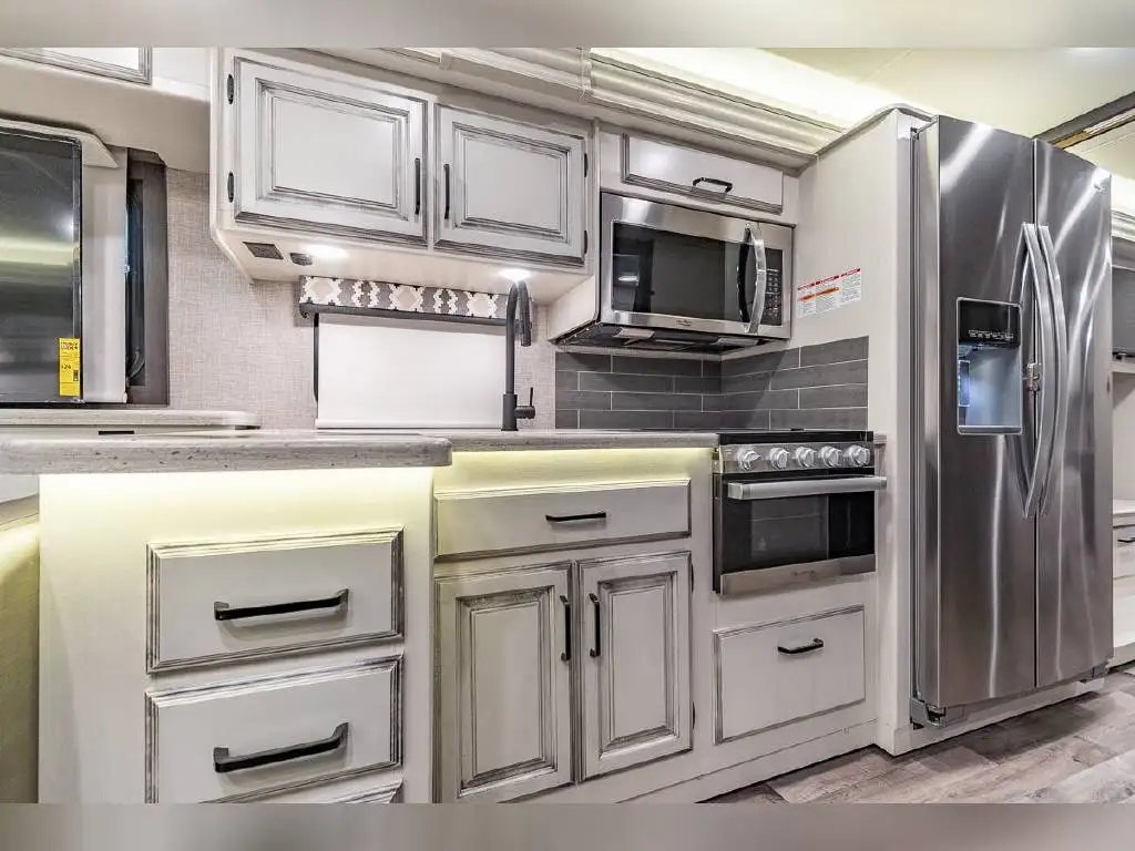 Cheap Family Motorhome 2023 Entegra Vision Xl 36c Buy Used Car Price