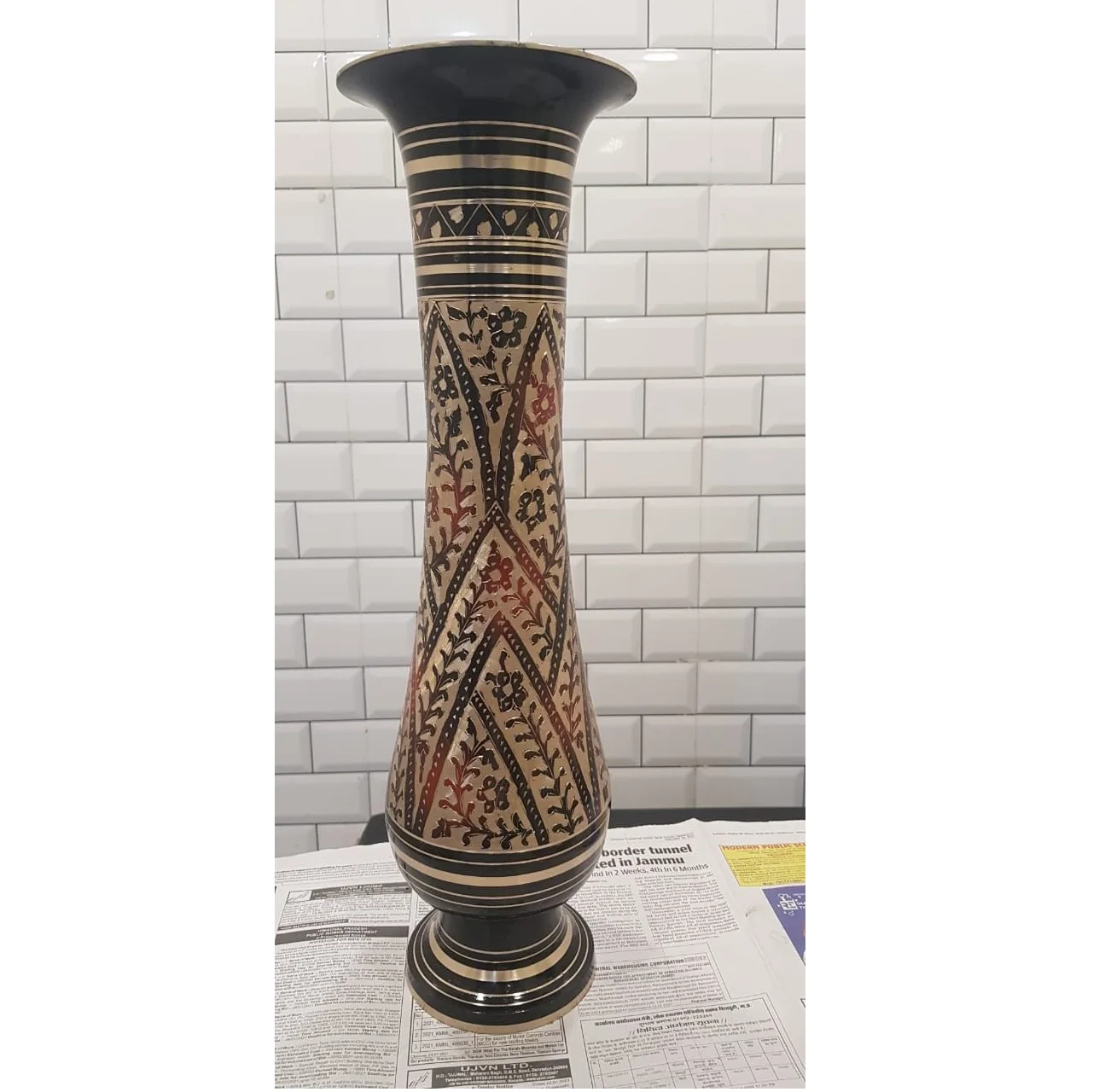 High Quality Modern Luxury Brass & Aluminium Flower Vase For Table Top