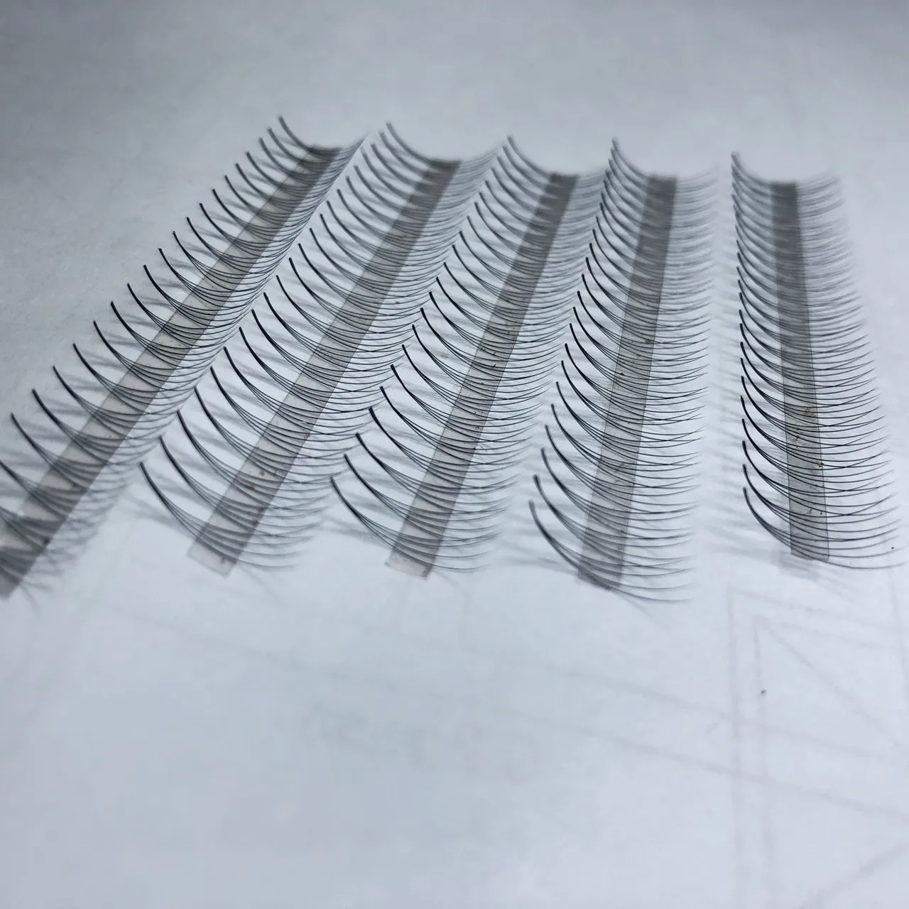 Lashes Wholesale 4d Korean Pbt Narrow Pointy Base Premade Fan Eyelash