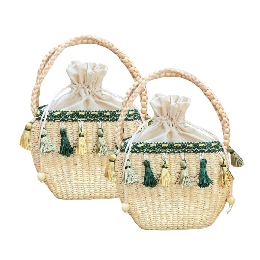 Eco-Friendly and Durable WATER HYACINTH HANDBAG With Decoration