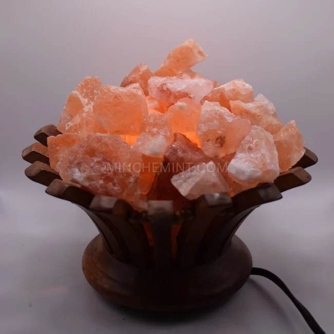 Wooden Basket With Salt Chunks Himalayan Salt Lamp Wholesale minchem
