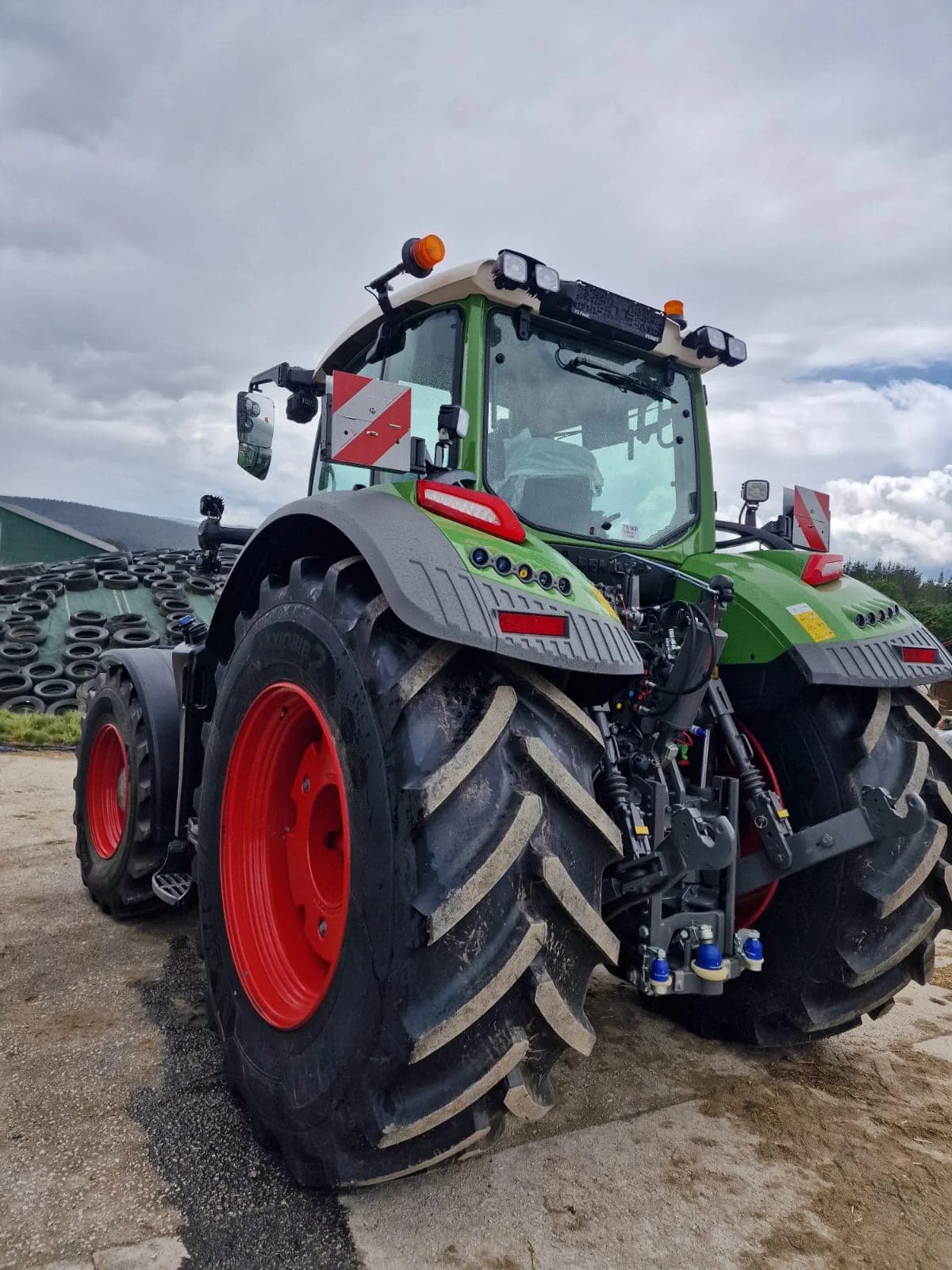 Fendt Tractors - Reliable Agricultural Solutions for Farms