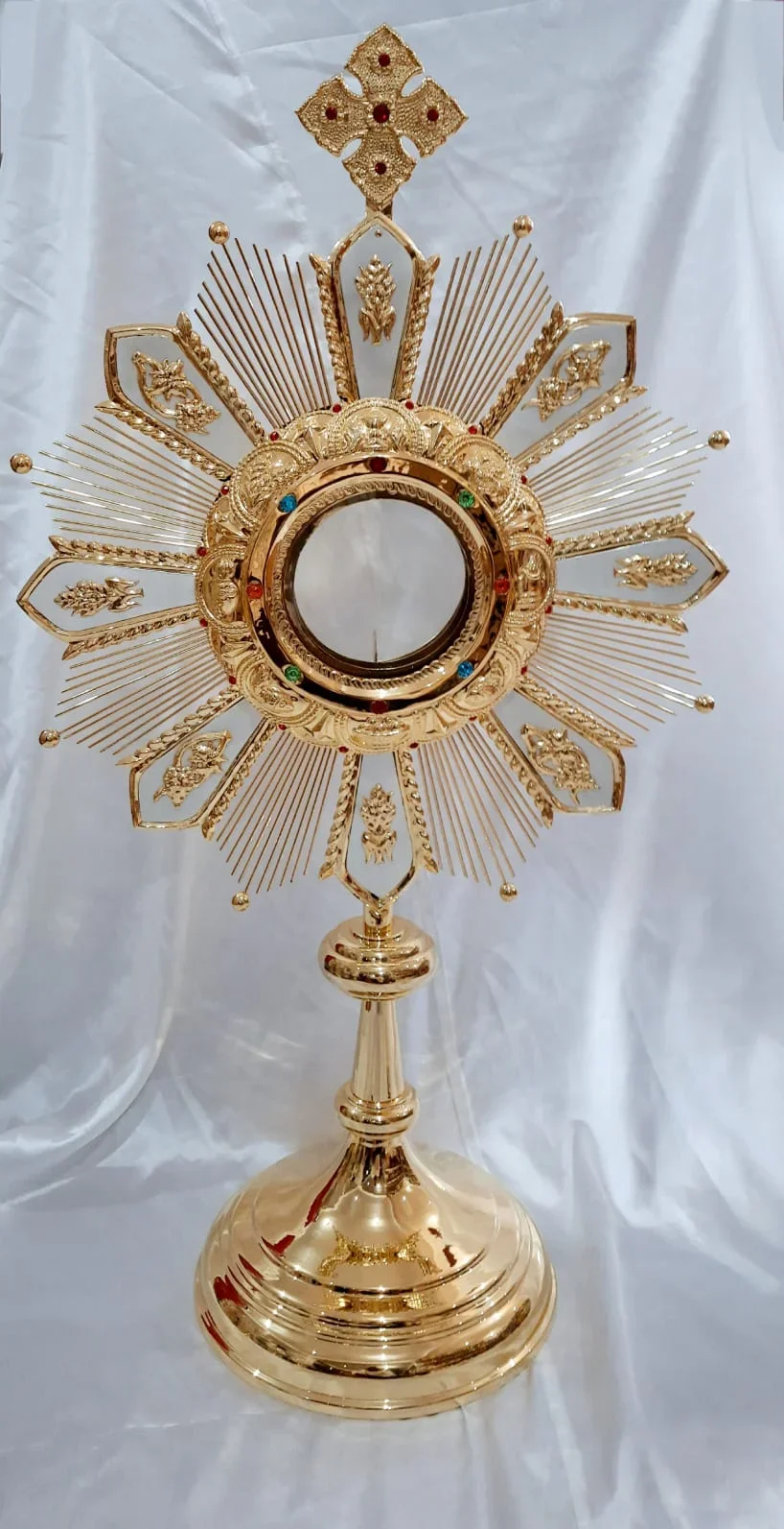 Superior Quality Monstrance Blessed Sacrament Eucharist Adoration ...