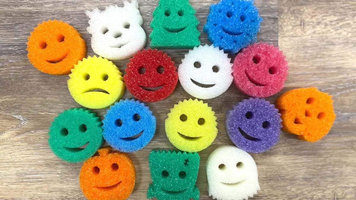Kitchen Scrub Happy Face Sponge Smile Yellow Daddy Mommy Scrubbing