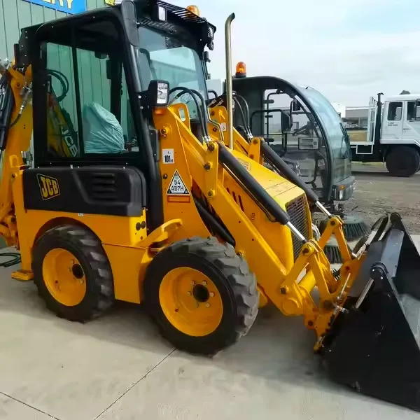 JCB 1CX Skid Steer Loader with Wheel/Crawler Moving Type 3 Ton Rated Load Mini Front Bucket and Pump-Drive a Backhoe Loader