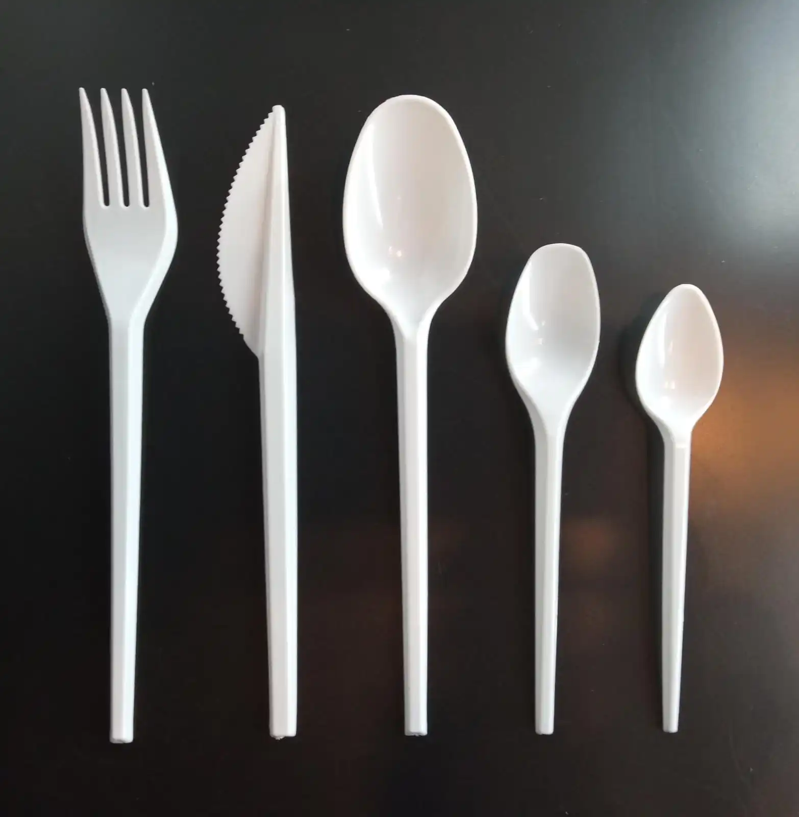 Disposables Reusables Plastic Ps Pp Cutlery For Stophisticated Table