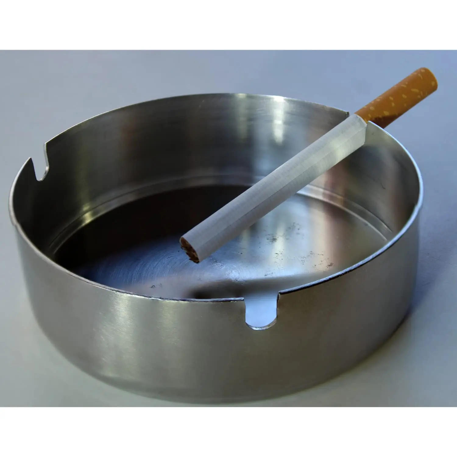 2023 Best Premium Quality Seller Stainless Steel Ash Trays Metal Cigar
