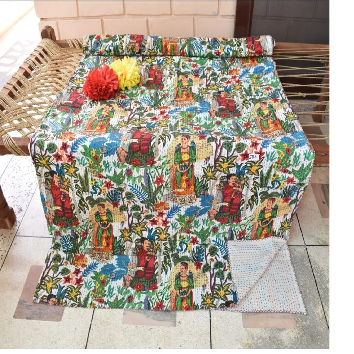 Custom Made Kantha Quilts For Home & Hotels Available In Wide Range Of