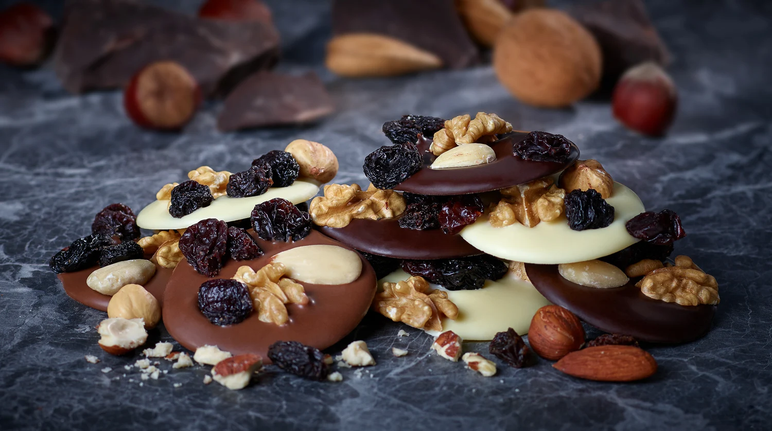 Mendiants Dark Chocolate With Nuts And Raisins 1kg Box 100 Belgian