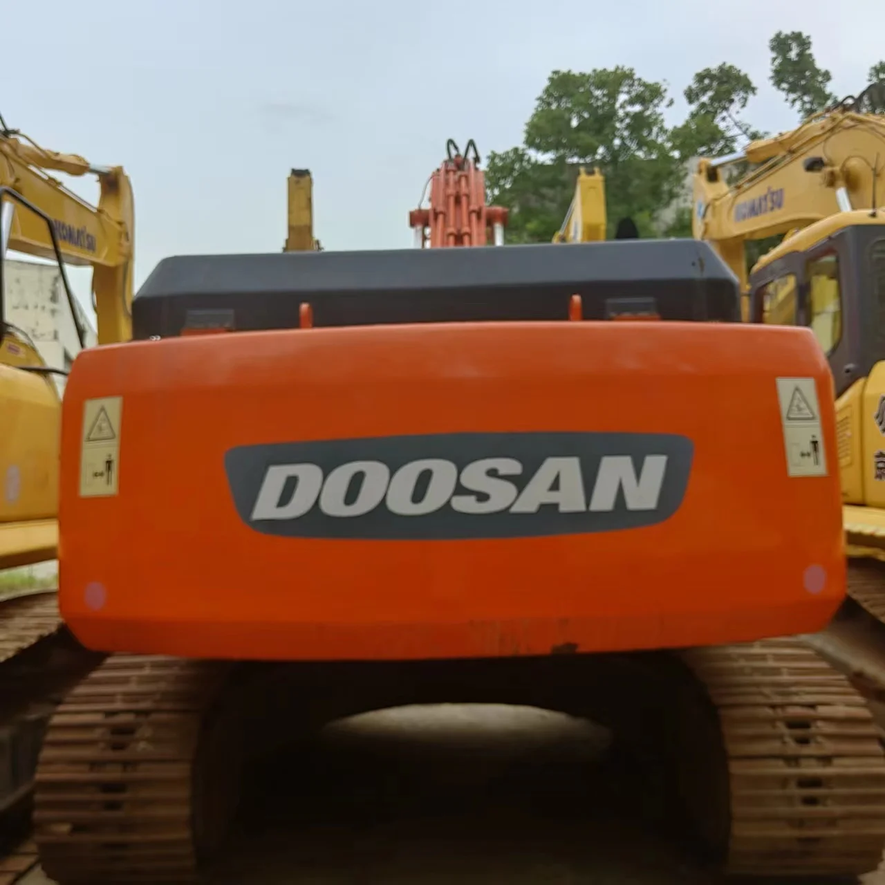 Used Excavator Digger Original Doosan Dh300 Crawler Excavator Korea