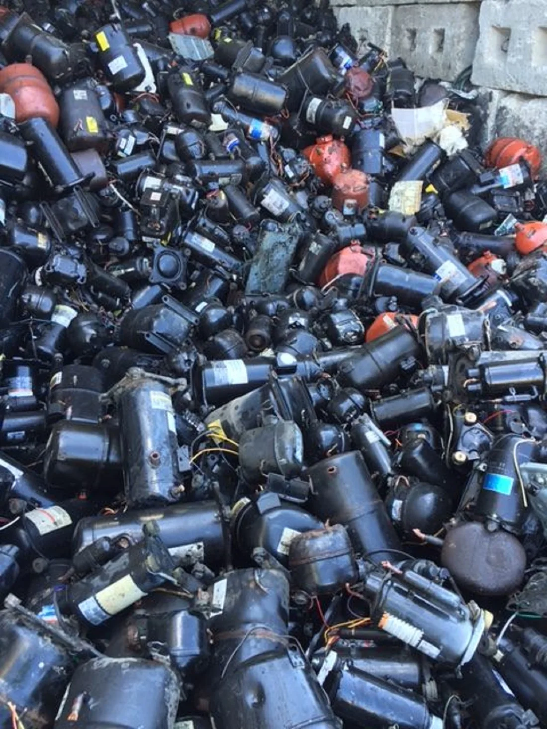 Scrap Copper Wire Fridge Compressors Recycling Ac Compressor Scrap