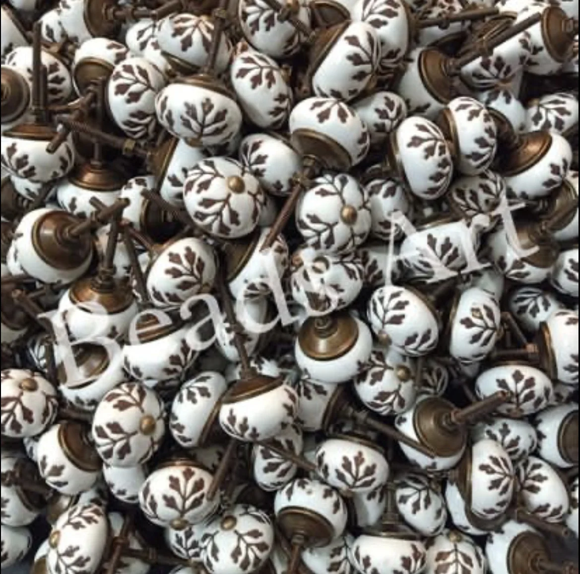 Epic White Colour Brought Flower Ceramic Knobs Drawer Handle