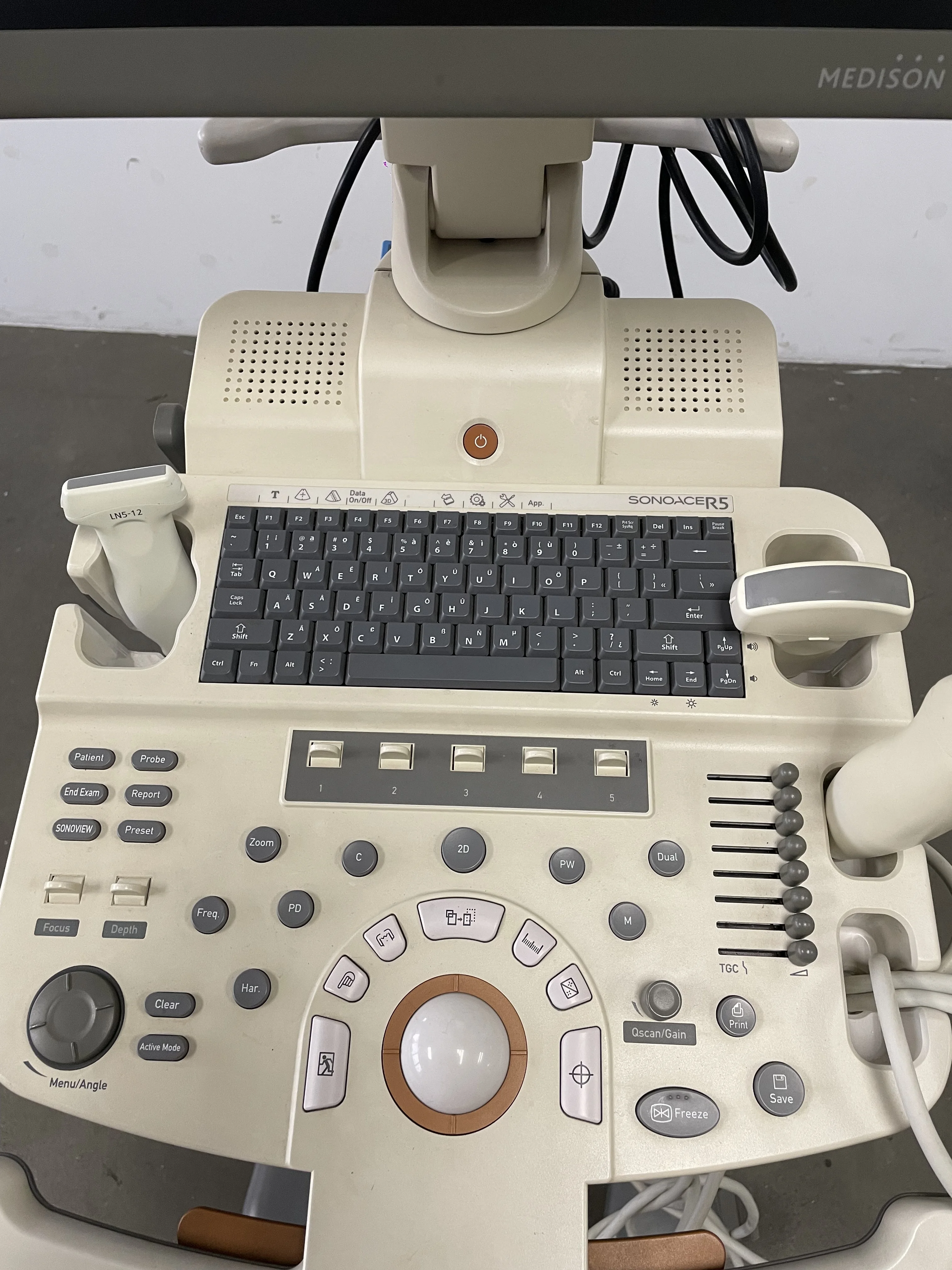 Samsung SONOACE R5 Keyboard