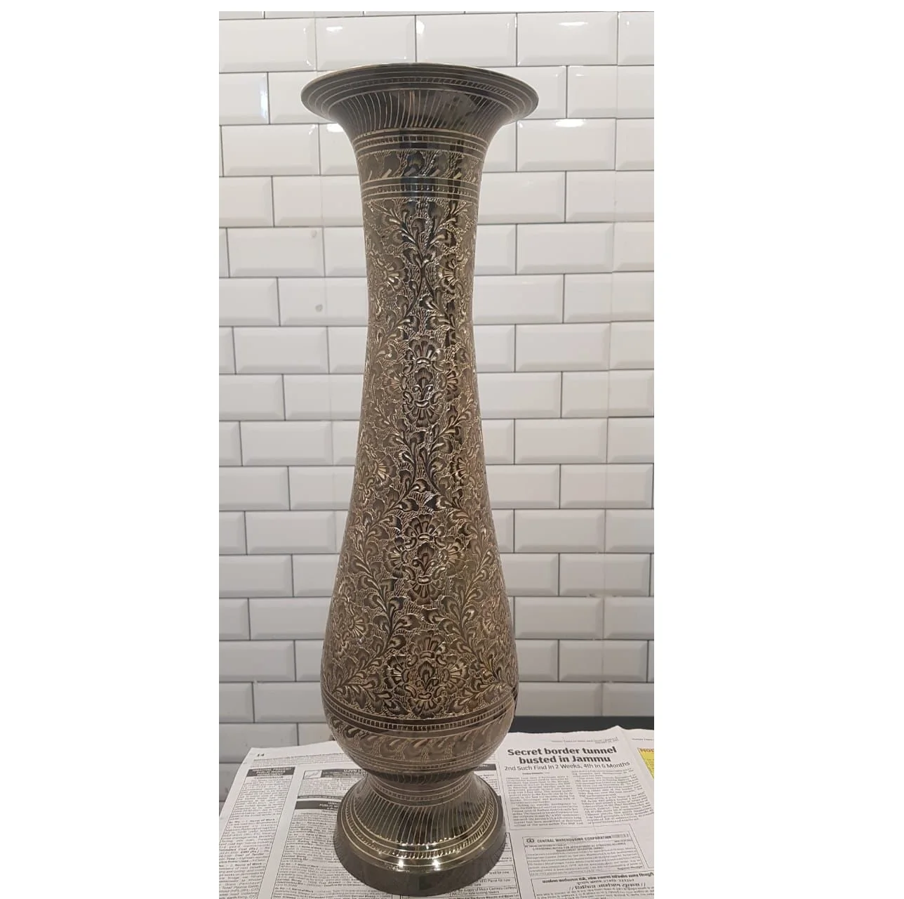 High Quality Modern Luxury Brass & Aluminium Flower Vase For Table Top