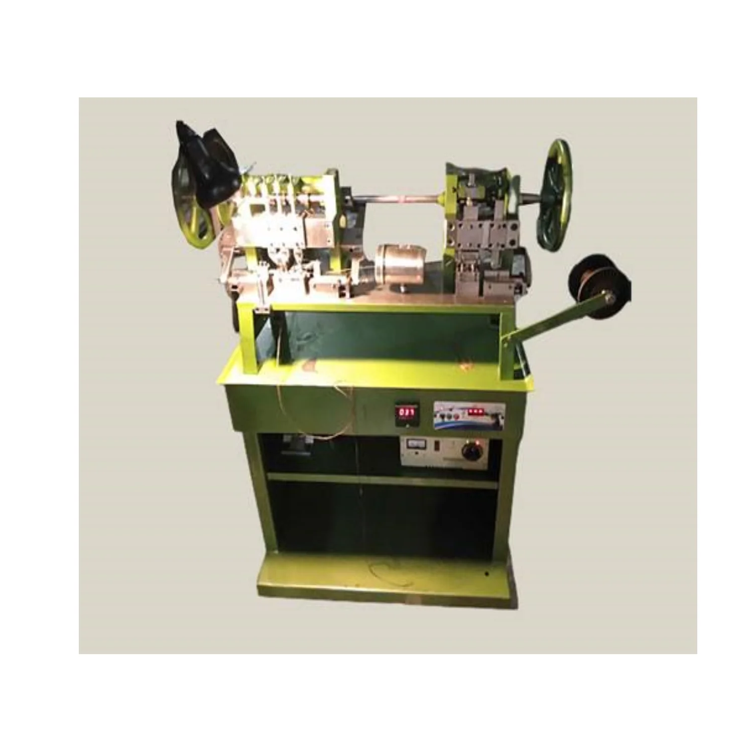 Hot Sell 2024 Foxtail V Chain Making Machine Heavy Duty Gold And Silver