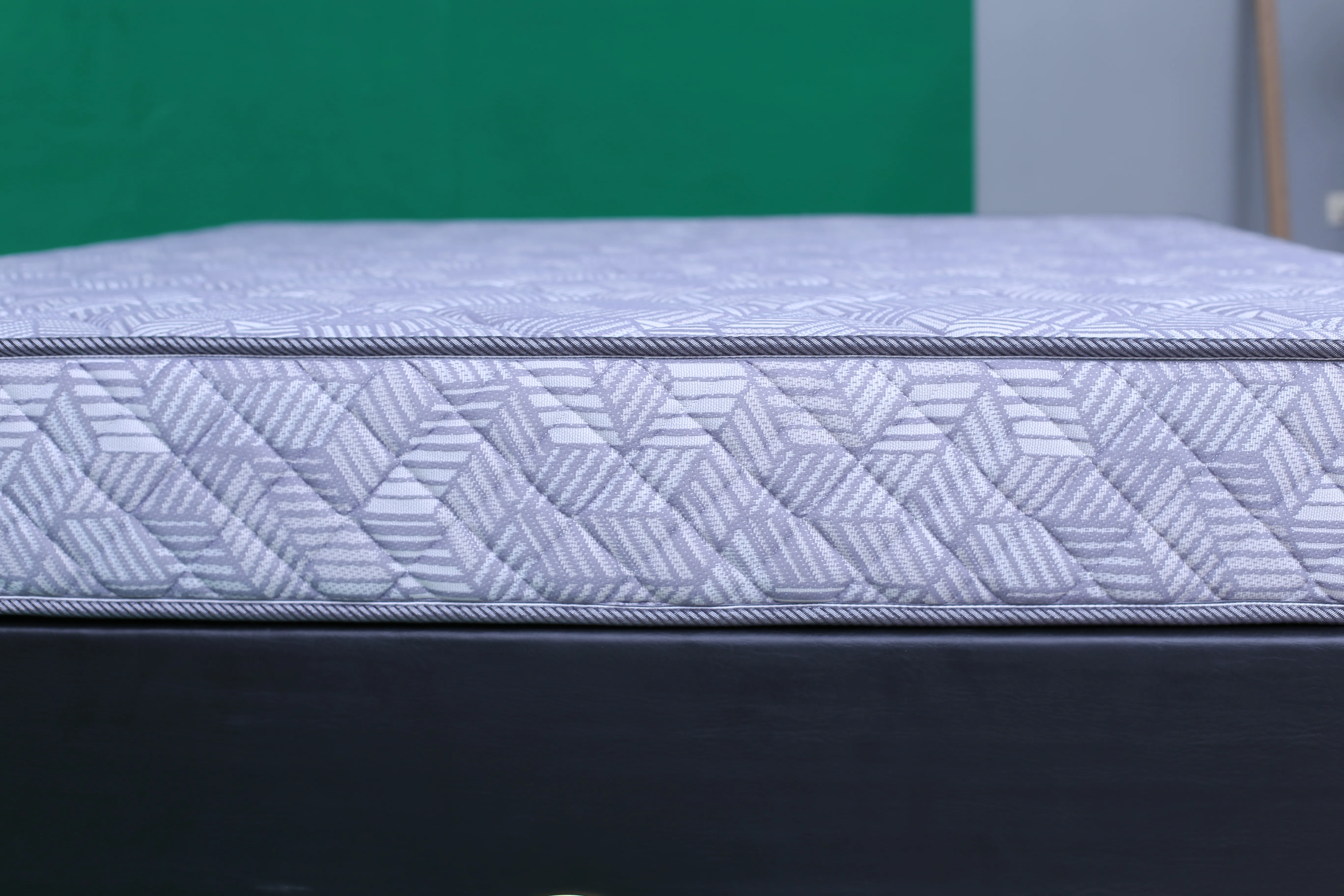 Inthebox Hybrid With Waterfall Design High Quality Pocket Spring High