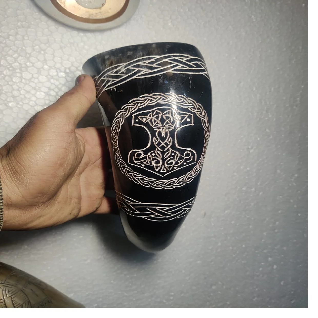 Custom Made Hand Carved Drinking Horns,Drinking Horn Mugs,Drinking Horn
