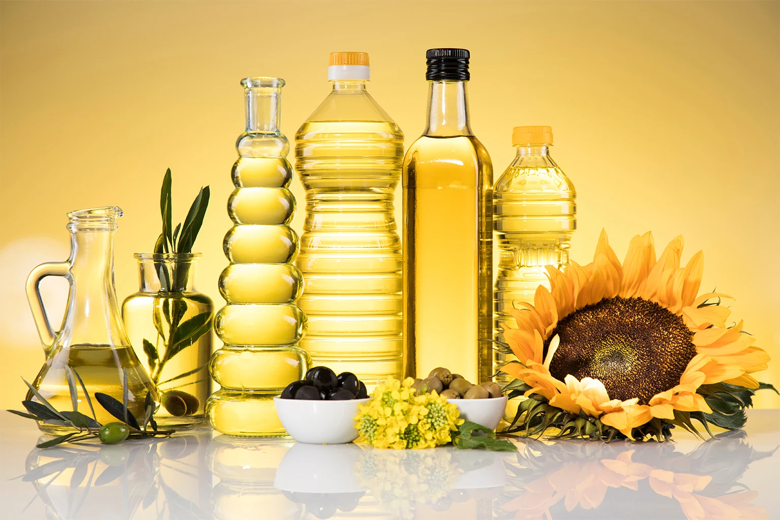 100 Refined Vegetable Pure And Natural Ingredient Sunflower Oil For
