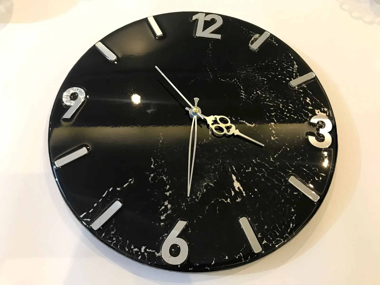 Resin Art Custom Wall Clock Handcrafted Beautiful Artwork Clock Hand