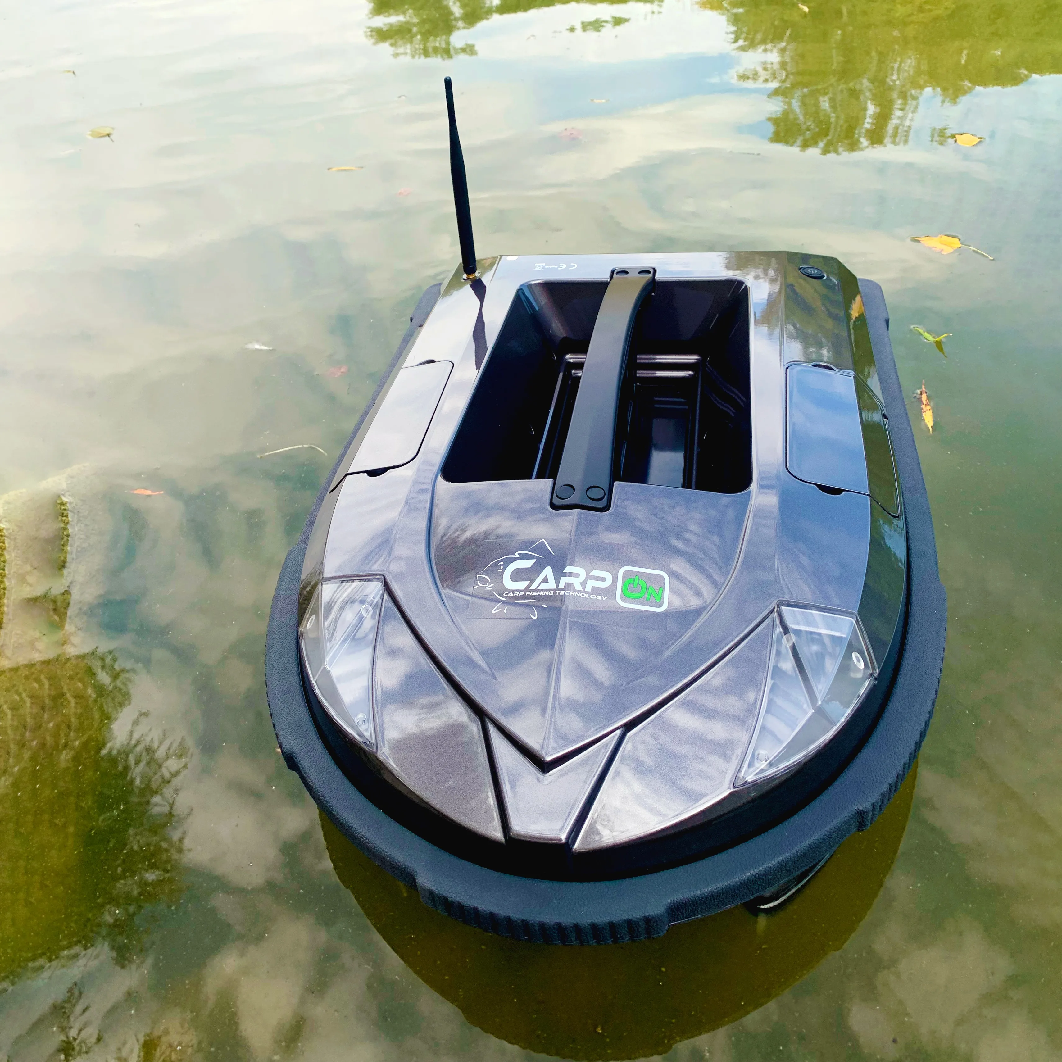 New Version Remote Fishing Bait Boat with Gps Sonar Fishing Finder factory