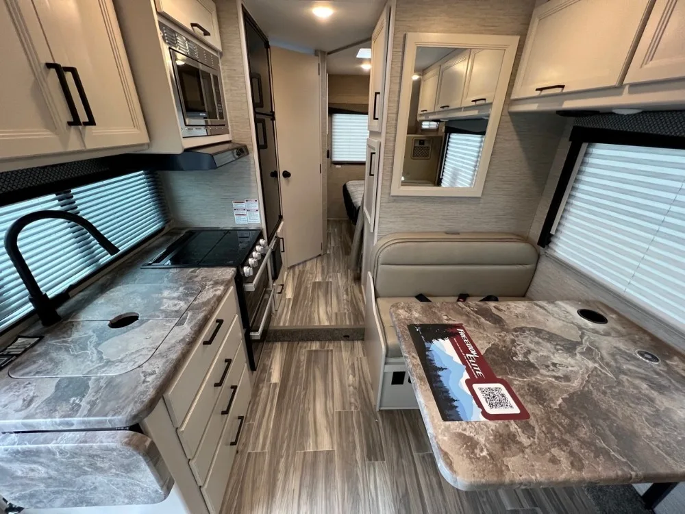 2023 Thor Freedom Australian Standard On Road Touring House Mobile