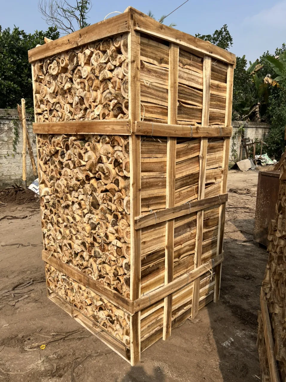 Hardwood Firewood Long Burning Time Dried Acacia Eucalyptus Lychee