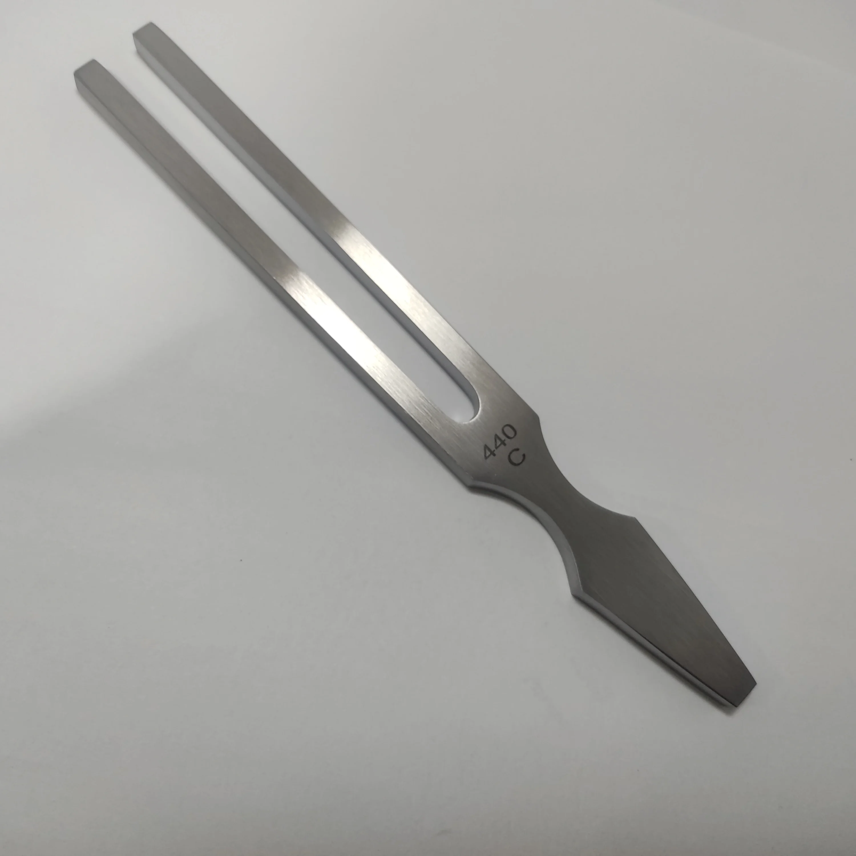 440hz A Tone Stainless Steel Tuning Fork Violin Guitar Tuner Tuning