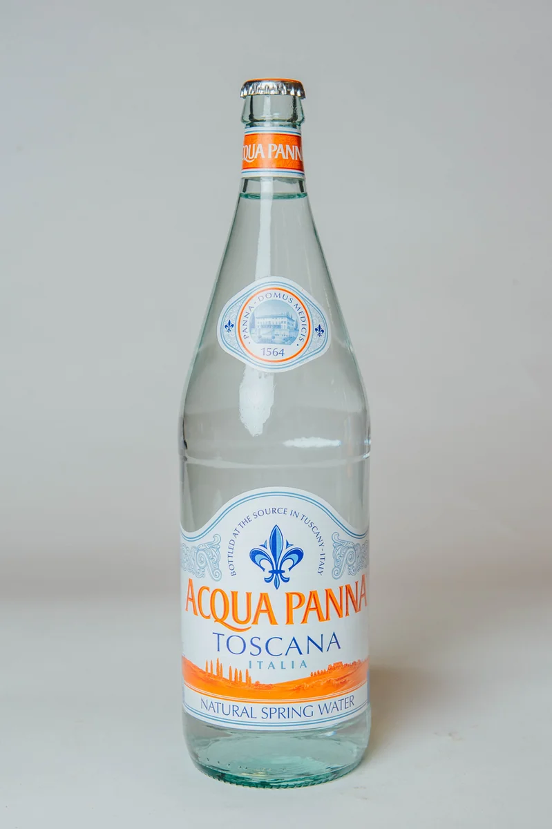 Acqua Panna Toscana Spring Water In A Glass Bottle Of 750ml/25.36 Fl.oz