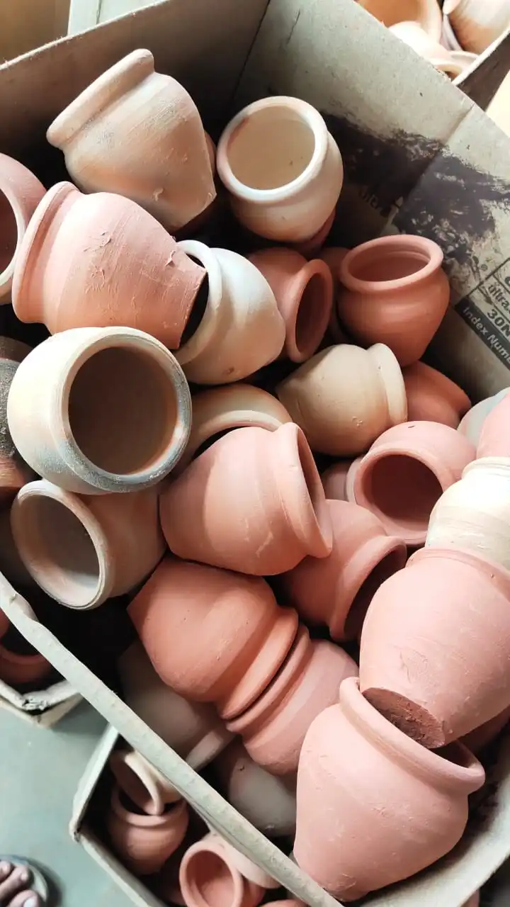 Custom Hand Made Tea Drinking Clay Cups Ideal For Drinking Indian Tea