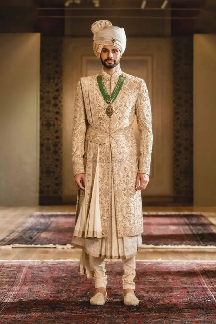 All Size Traditional Silk Wedding Kurta For Groom Designer Sherwani Collection For Men Designer Servani For Boys 2023 Wholesale