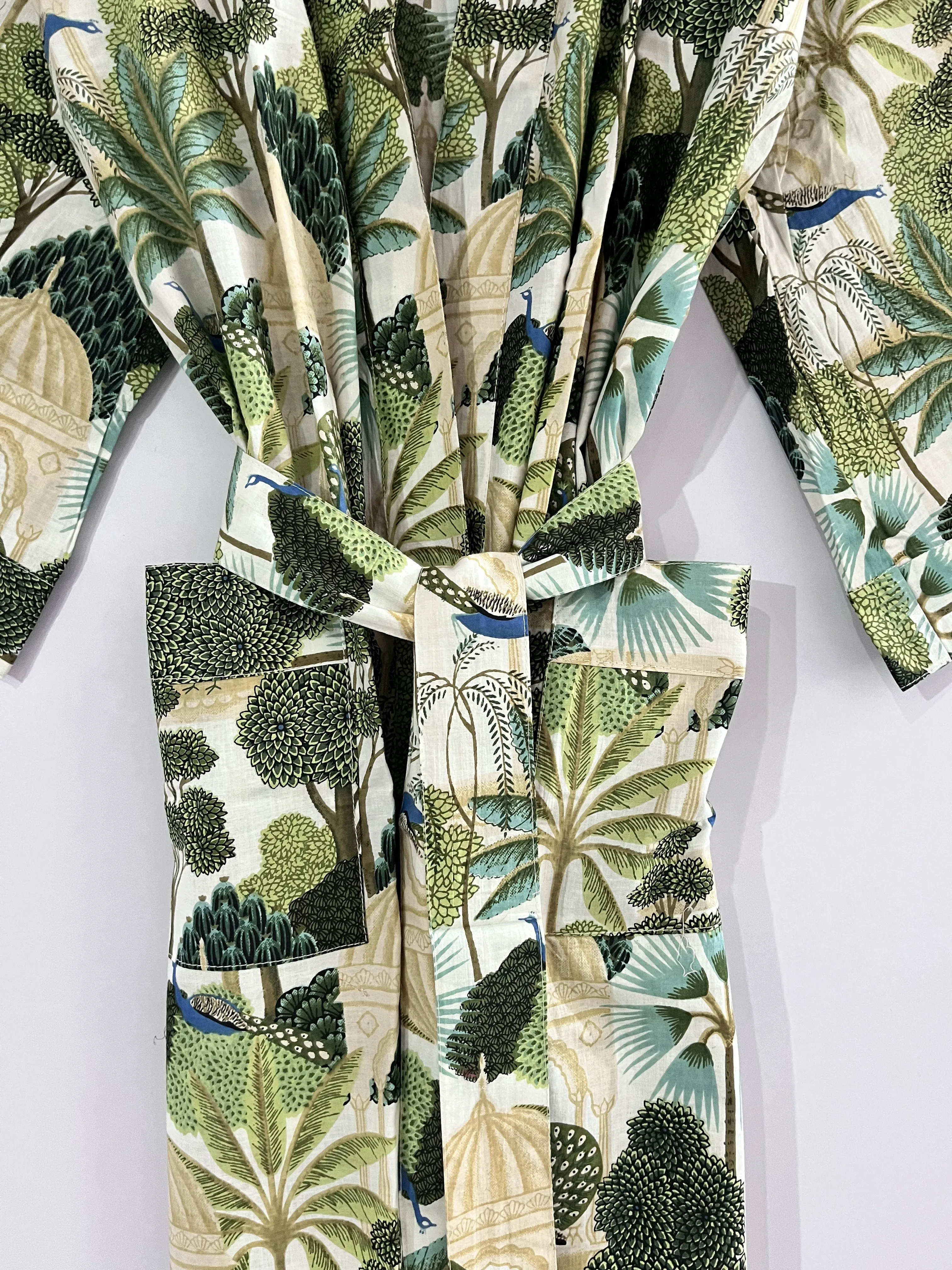 Beautiful Cotton Fabric Light Weight Night Wear Women Shower Robe