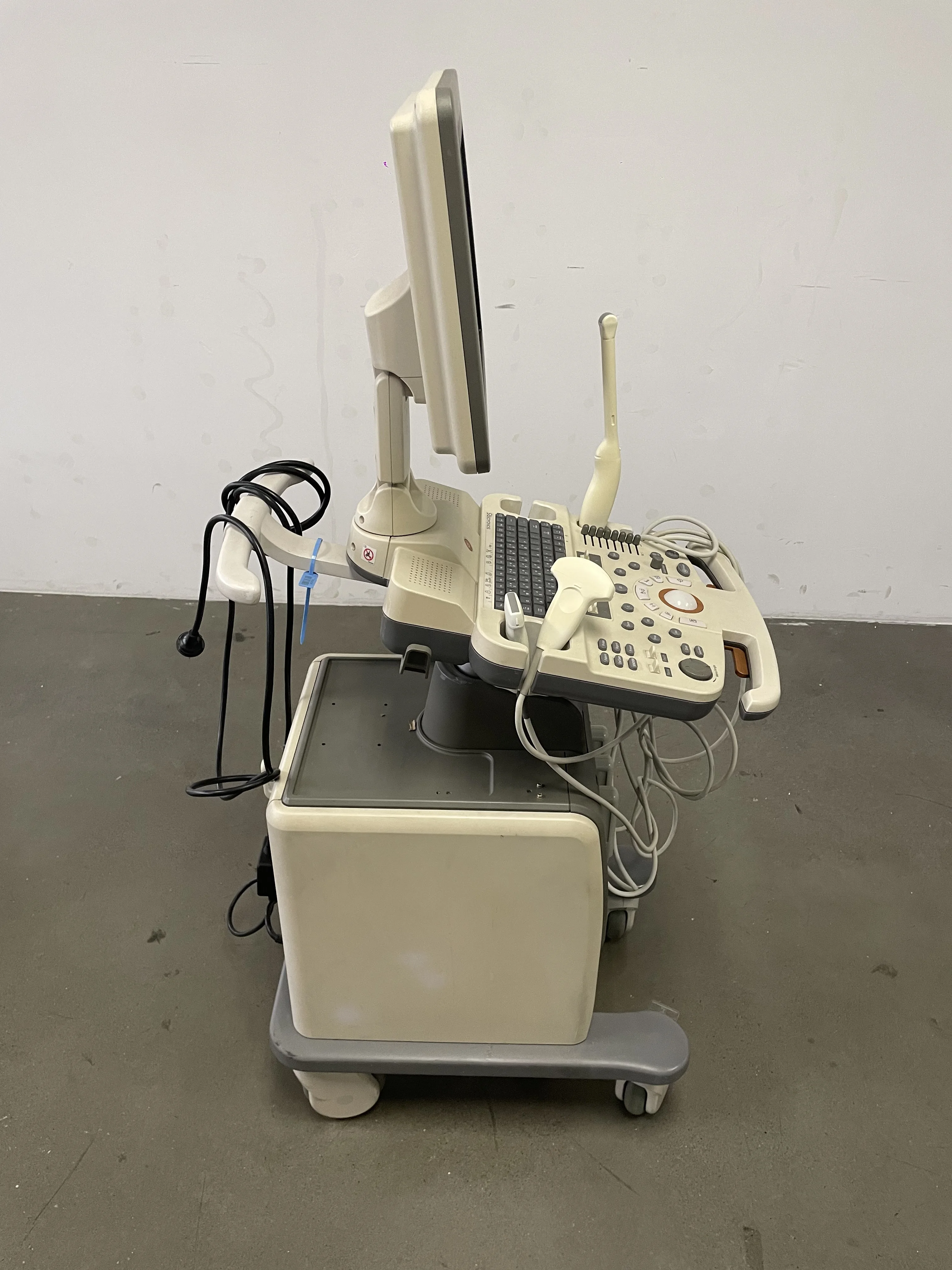 Samsung SONOACE R5 Console